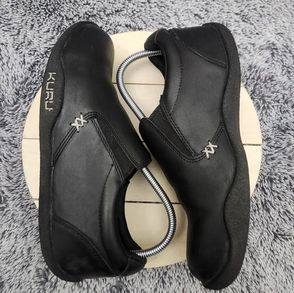 Kuru Kivi Black Slip On Loafer Comfort Leather Casual Shoes Women's Size 8.5 W - Picture 5 of 9
